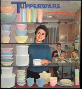 FP_BTSKidsLunch_Tupperware